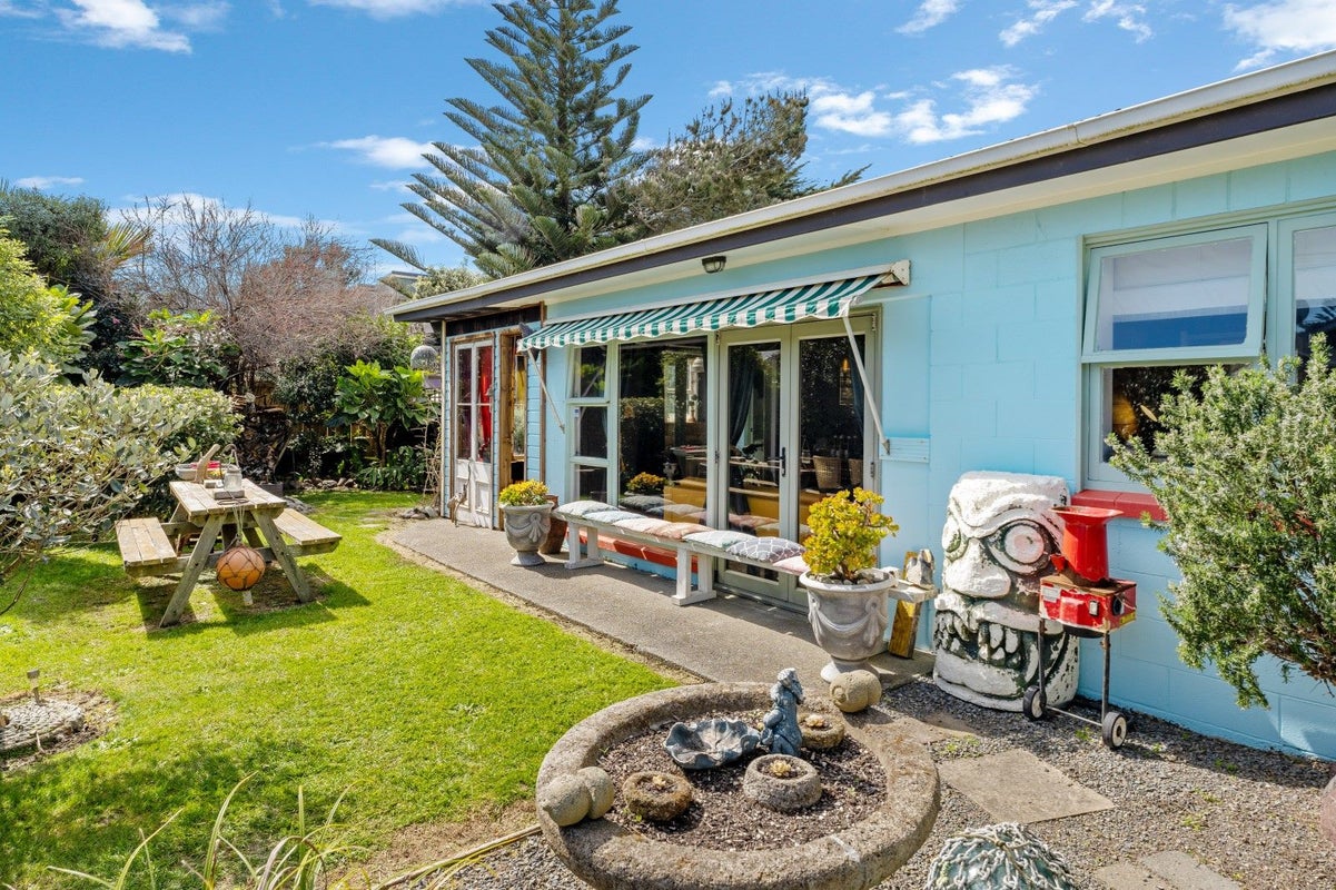 58 Moana Street, Otaki Beach, Otaki - Carousel 1