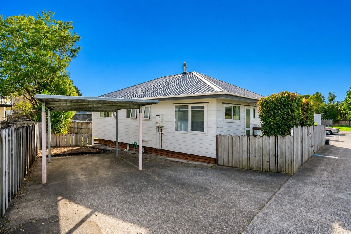 28A Trentham Road, Takanini, Auckland - Carousel 1