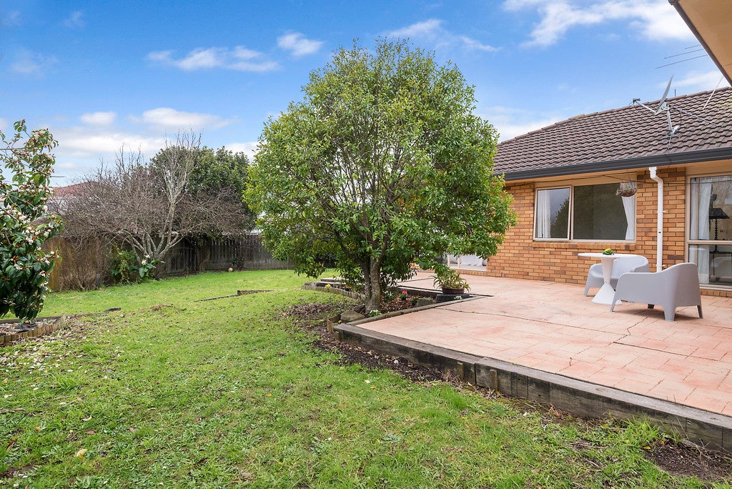 1/83 Meadowland Drive, Somerville, Auckland - Carousel 21