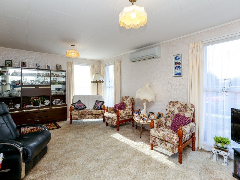 5A Riversdale Drive, Merrilands, New Plymouth - Carousel 22