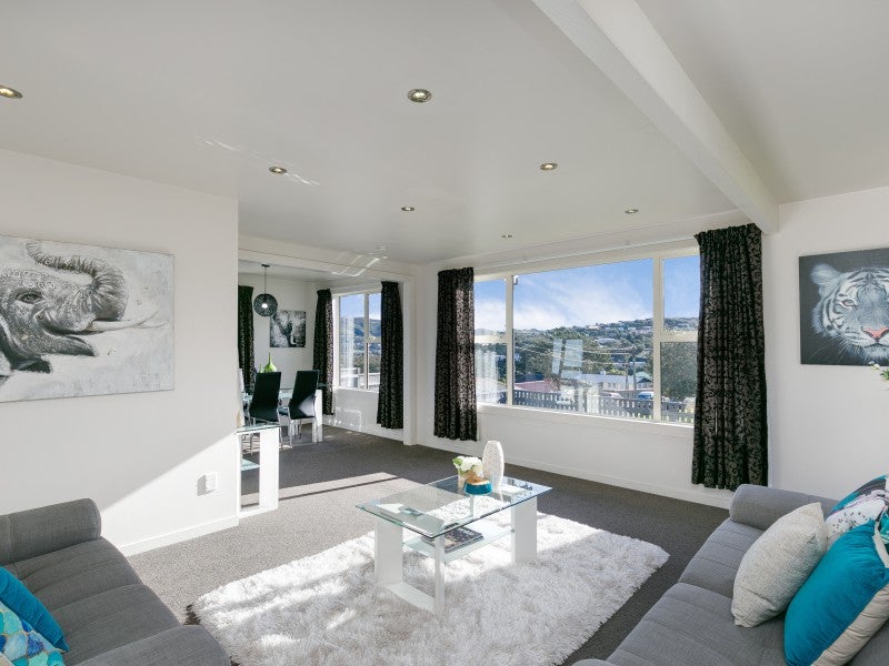 15 Turville Crescent, Newlands, Wellington - Carousel 2