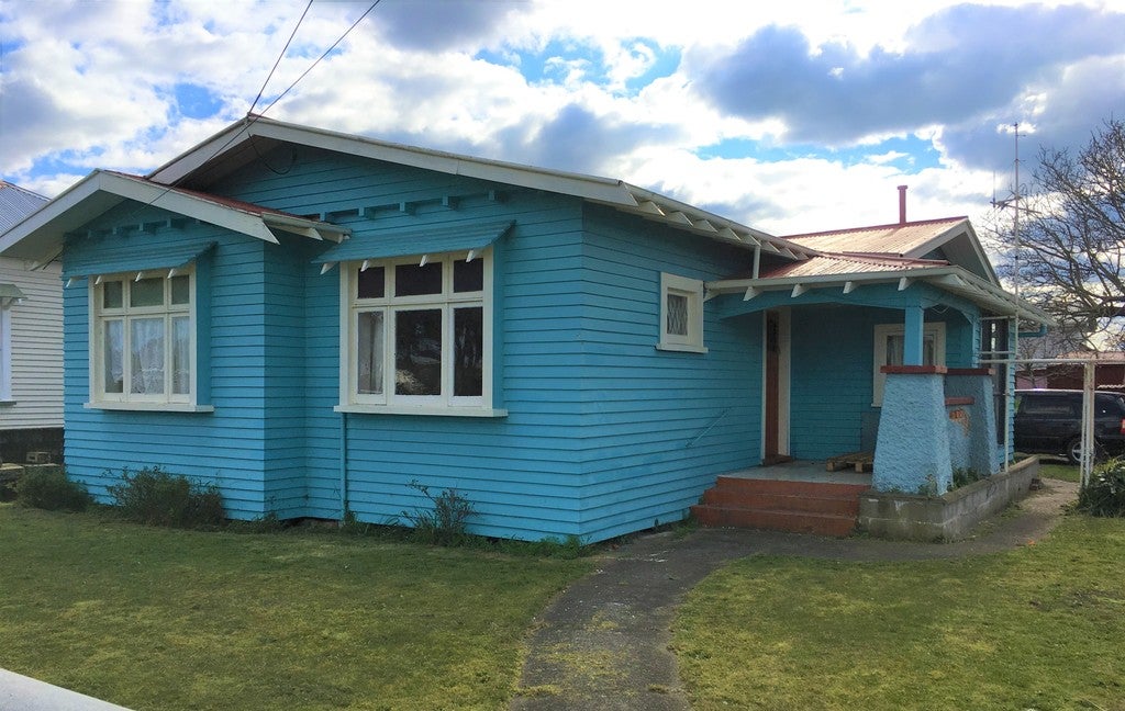 37 Moana Street, Whanganui East, Whanganui - Carousel 1