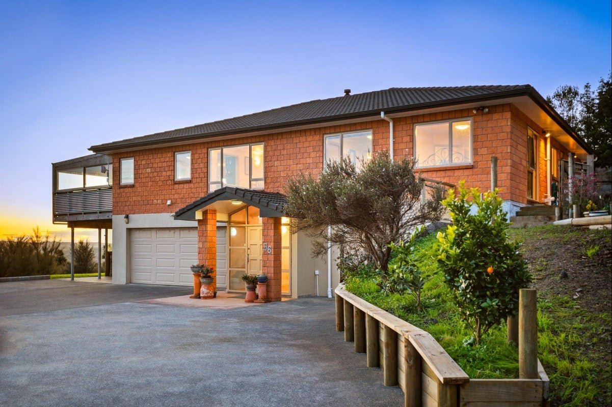 56 Pinetone Road, Kumeu - Carousel 2