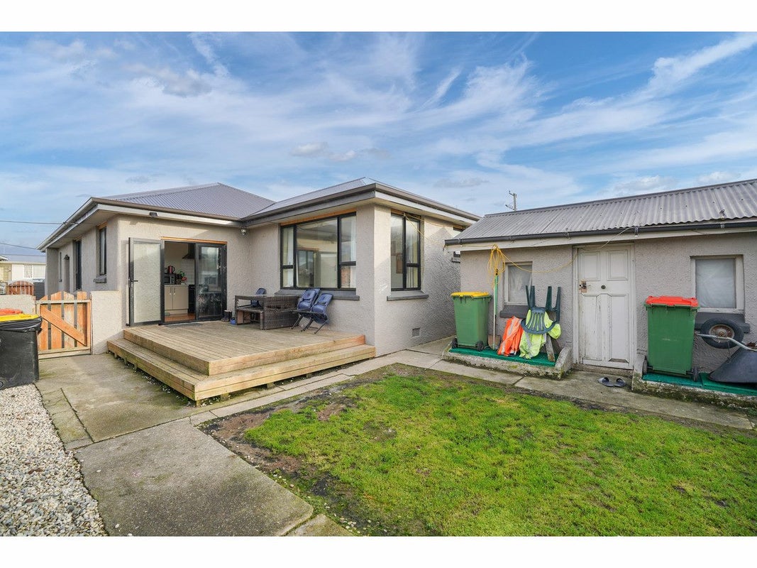 64 Price Street, Grasmere, Invercargill - Carousel 1