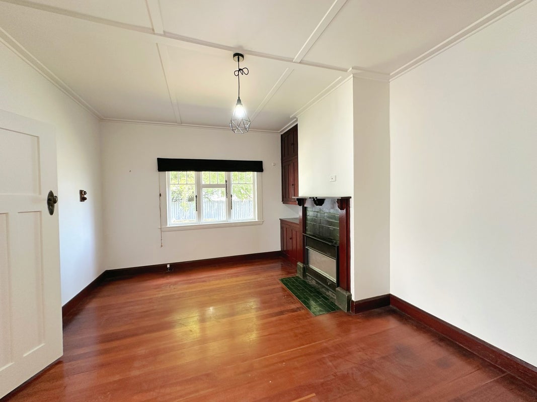 21 Crown Road, Paerata, Pukekohe - Carousel 2