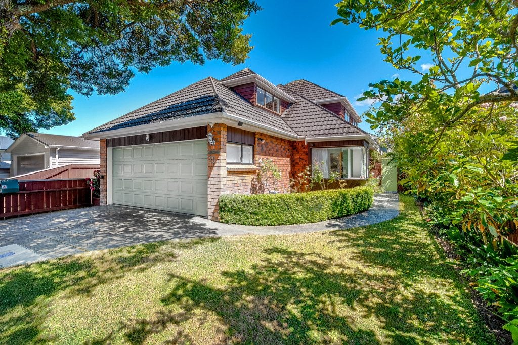 75A Totara Crescent, Woburn, Lower Hutt - Carousel 1