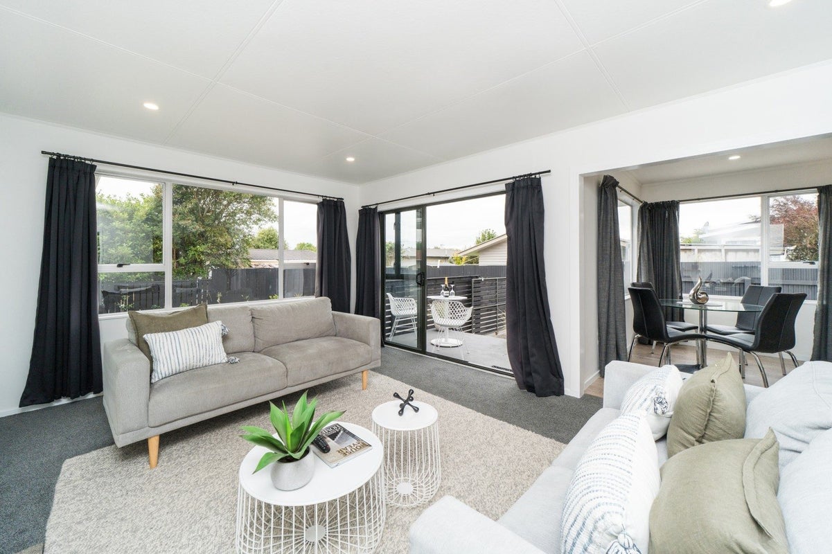 9 Hinau Place, Cloverlea, Palmerston North - Carousel 2