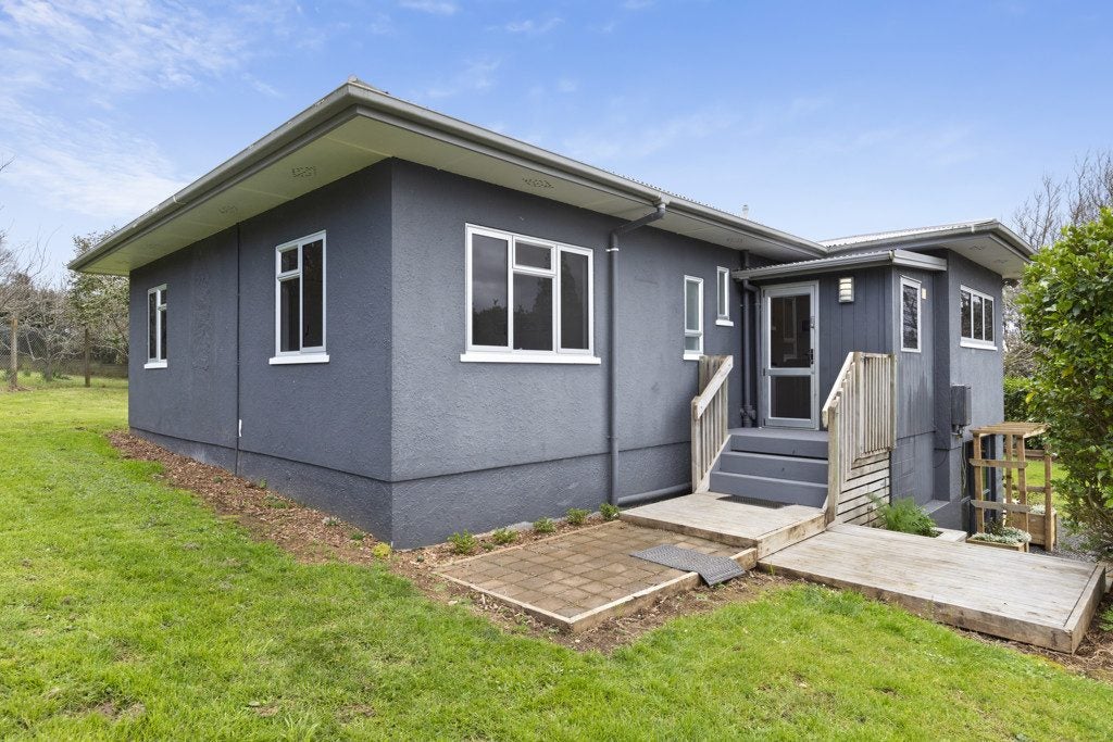 87 Lee Road, Tuakau - Carousel 35