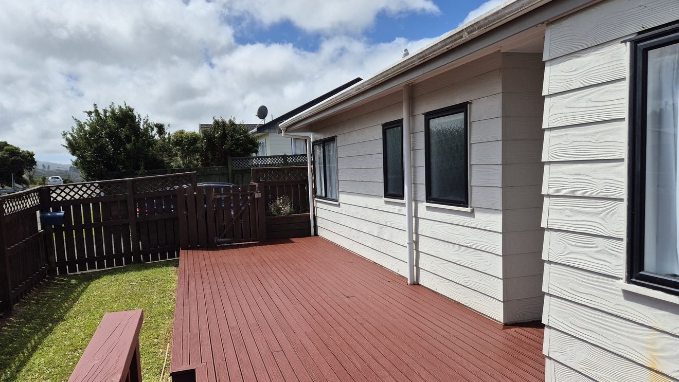 60 Guadeloupe Crescent, Grenada Village, Wellington - Carousel 1