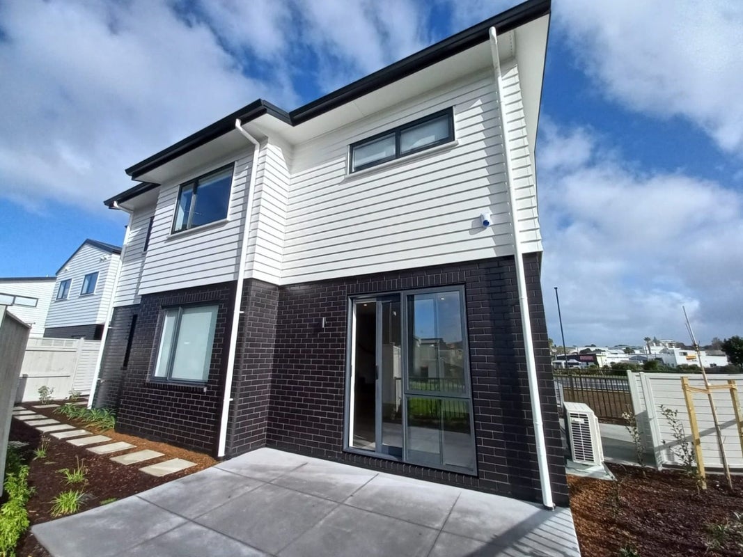 3 Periko Way, Takanini, Auckland - Carousel 2