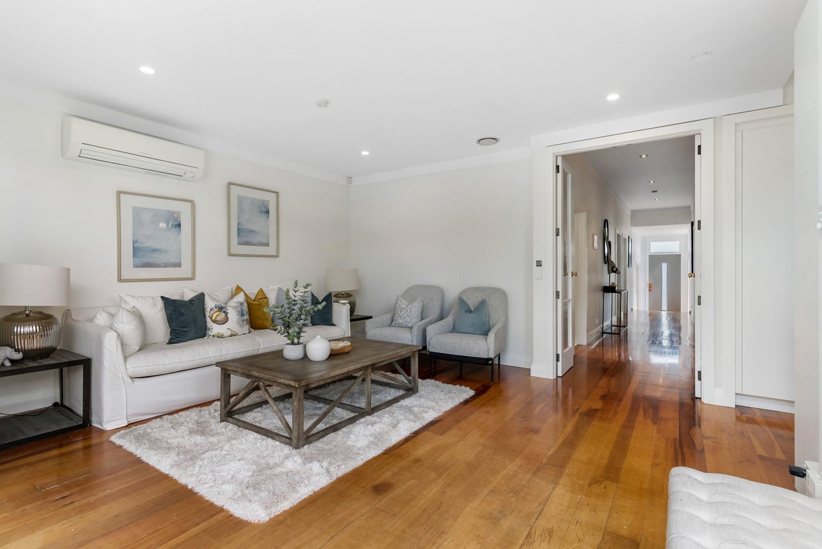 43 Ariki Street, Grey Lynn, Auckland - Carousel 2