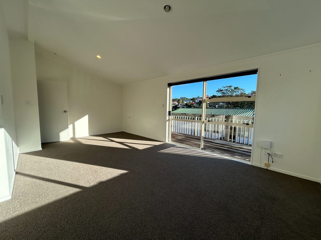 2/285 Vipond Road, Stanmore Bay, Whangaparaoa - Carousel 2