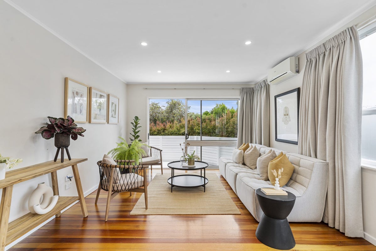 10 Carrs Place, Ellerslie, Auckland - Carousel 2