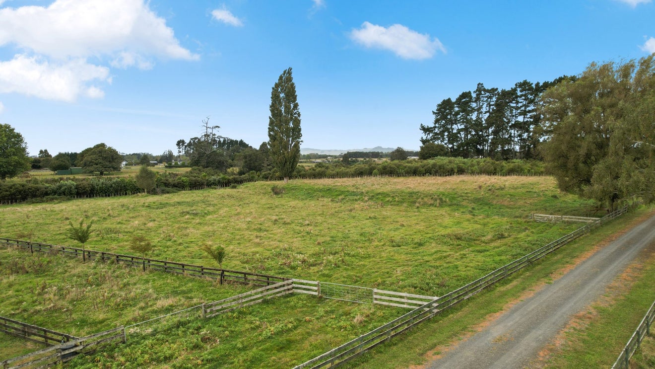 194 State Highway 26, Newstead, Hamilton - Carousel 2