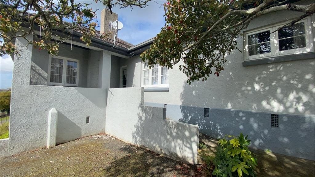 24 Masters Avenue, Hillcrest, Hamilton - Carousel 2
