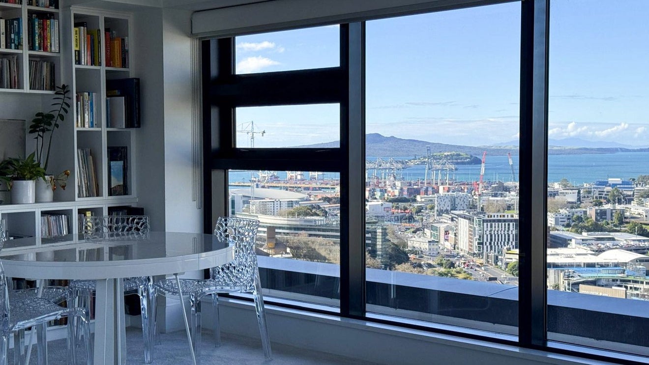 1602/8 Whitaker Place, Grafton, Auckland - Carousel 1