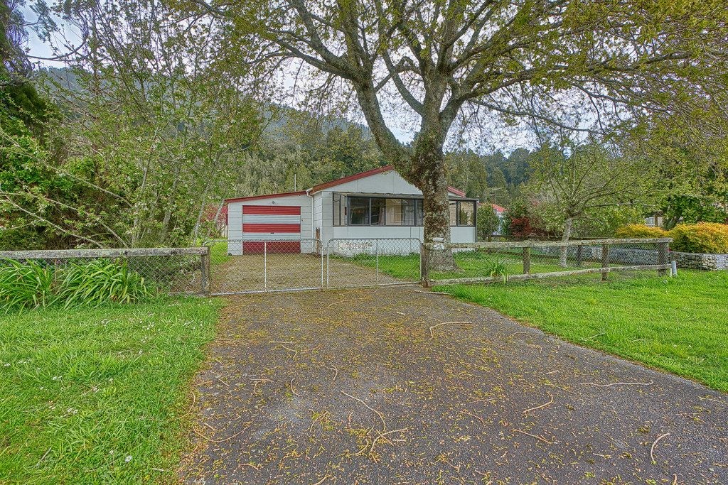 43 Main Road, Harihari - Carousel 1