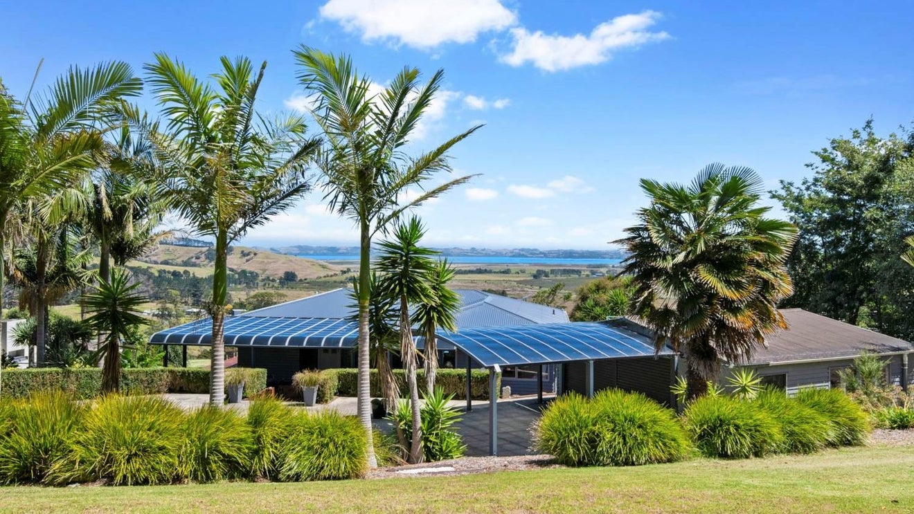 57 Basil Orr Road, Warkworth - Carousel 1