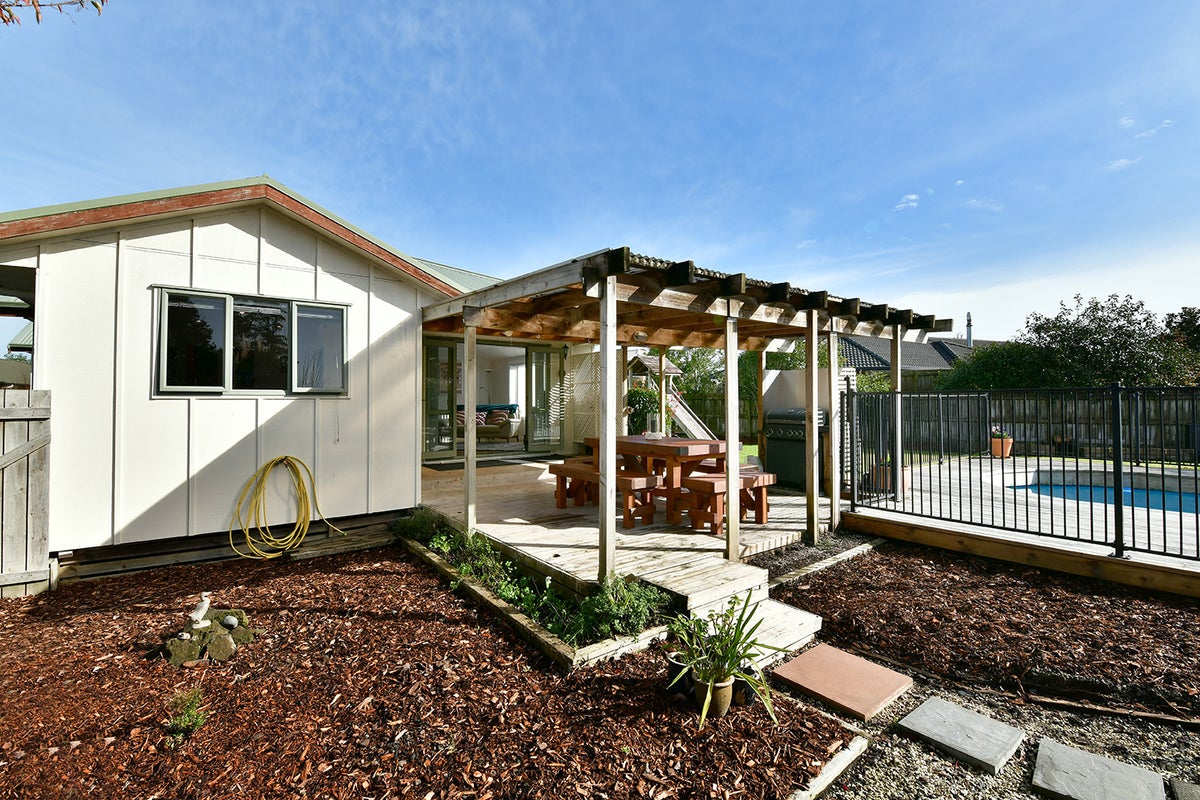 20 Aitkenhead Court, Parakai, Helensville - Carousel 2