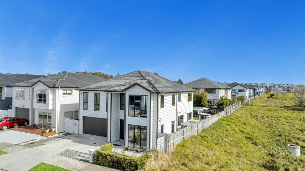 40 Nightingale Road, Flat Bush, Auckland - Carousel 37