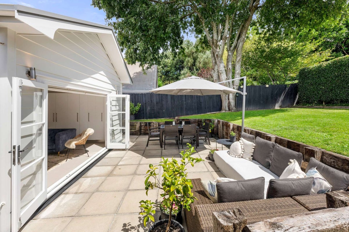 28 Seafield View Road, Grafton, Auckland - Carousel 2