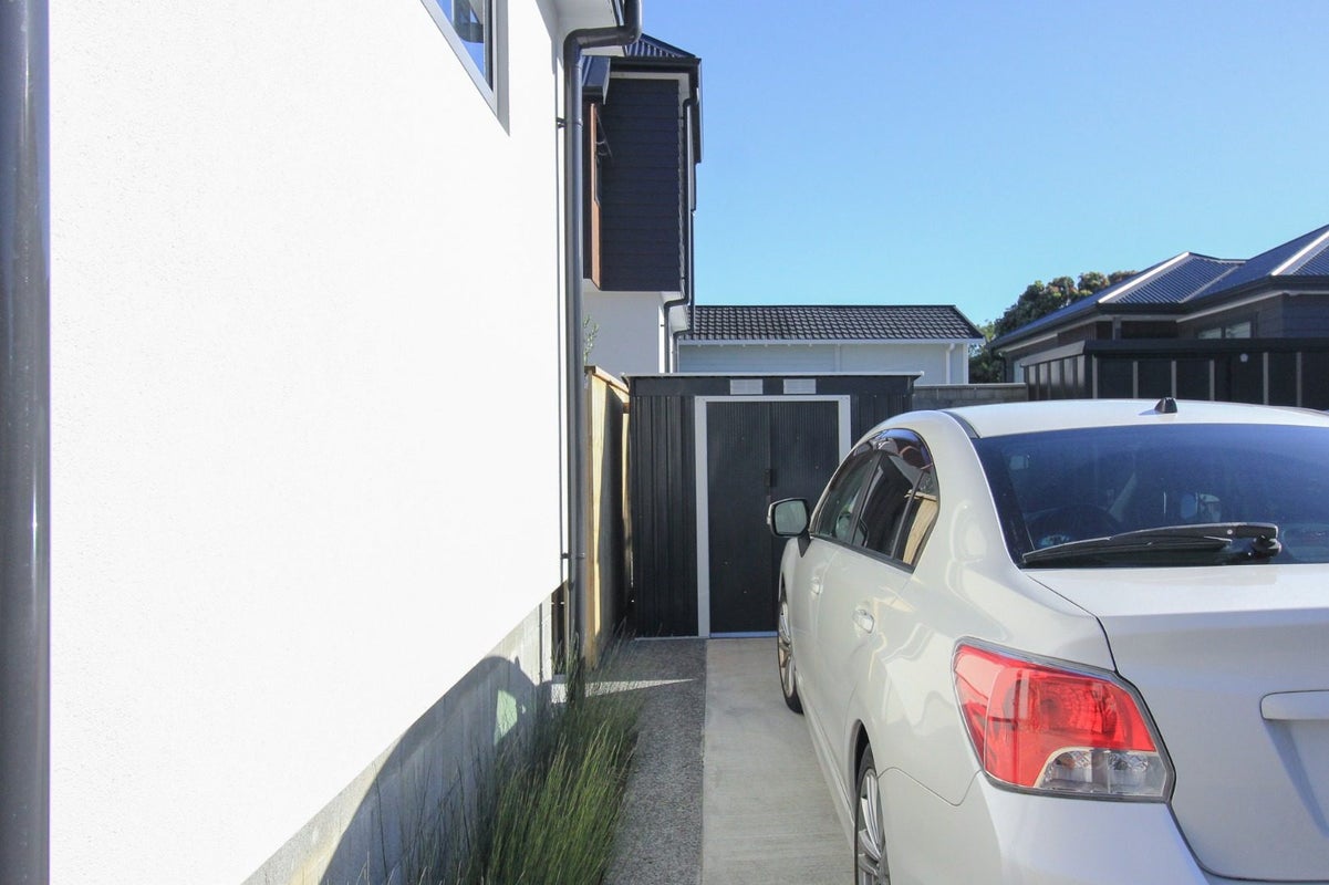 144B Cuba Street, Petone, Lower Hutt - Carousel 18