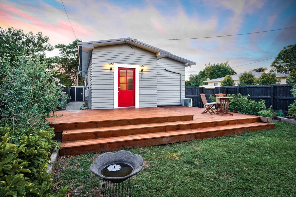 1/17 Ranui Station Road, Ranui, Auckland - Carousel 2