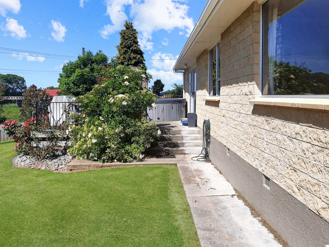 7 Crook Street, Maheno, Oamaru - Carousel 2
