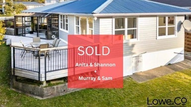 35 Lynda Avenue, Paparangi, Wellington - Carousel 1