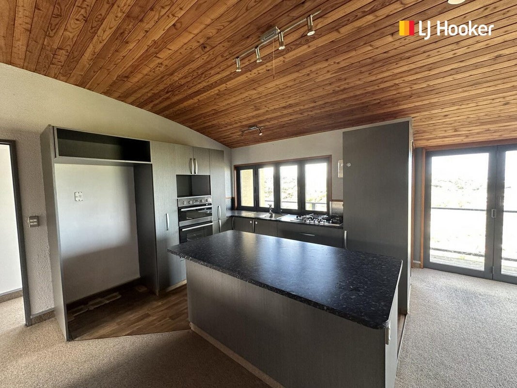 96 Moana Crescent, Musselburgh, Dunedin - Carousel 2