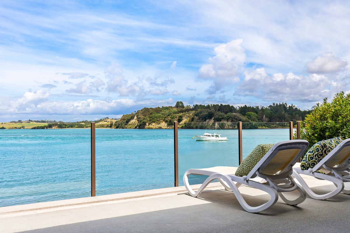 248 Wade River Road, Wade Heads, Whangaparaoa - Carousel 1