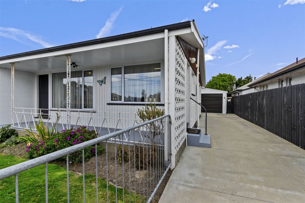2/107B Gayhurst Road, Dallington, Christchurch - Carousel 14