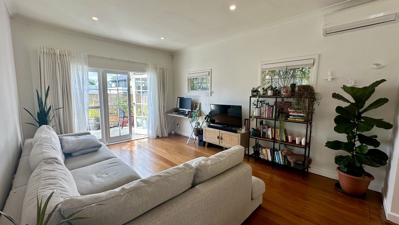 1/514 Point Chevalier Road, Point Chevalier, Auckland - Carousel 2