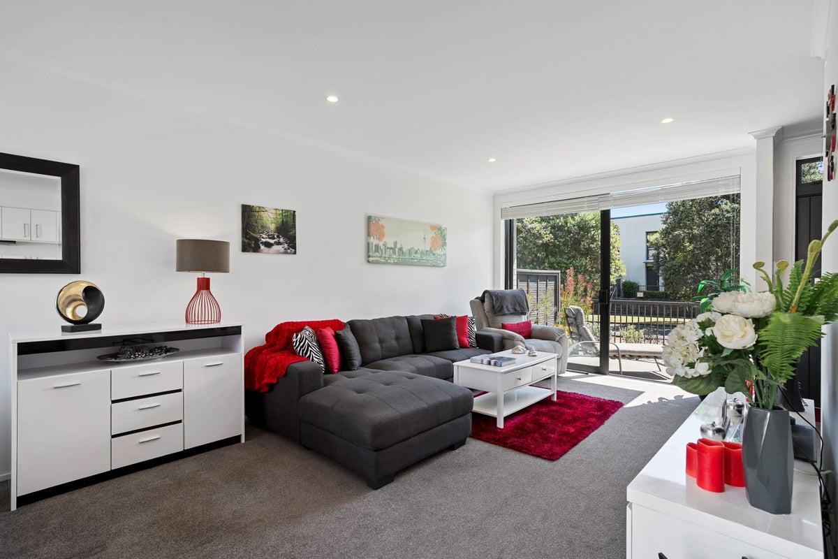 36B Bluegrey Avenue, Stonefields, Auckland - Carousel 2