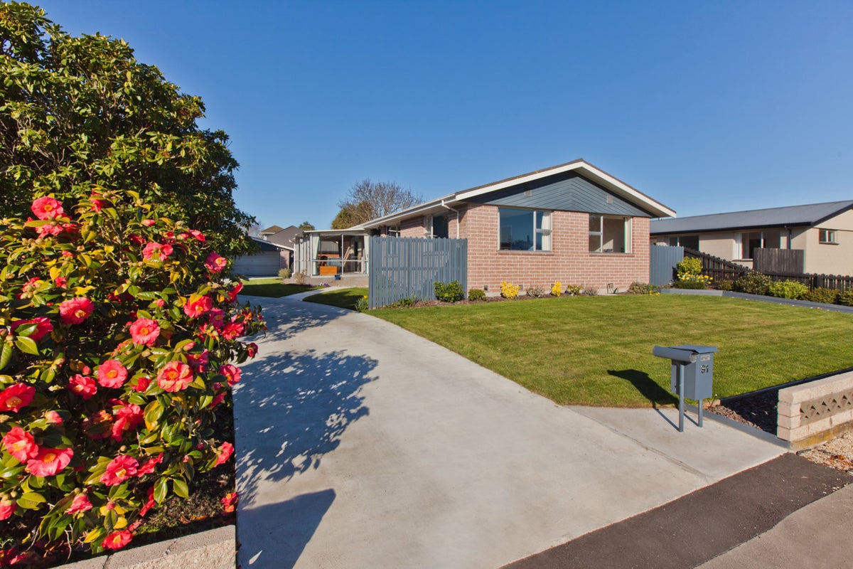 91 Warren Crescent, Hillmorton, Christchurch - Carousel 14