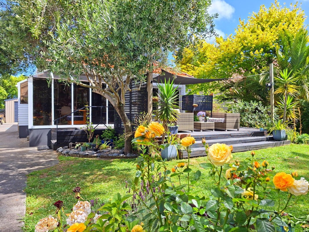 24 Maxwell Avenue, Durie Hill, Whanganui - Carousel 1