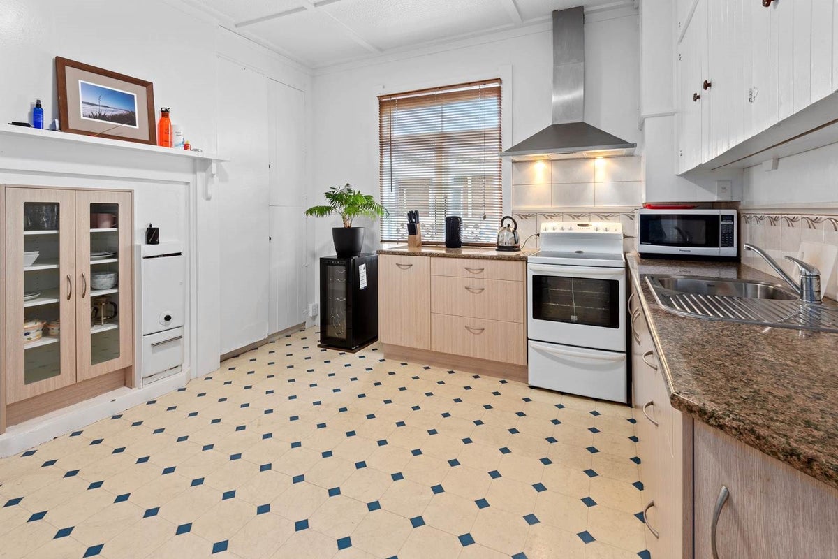 6 Princes Street, Kensington, Whangarei - Carousel 2