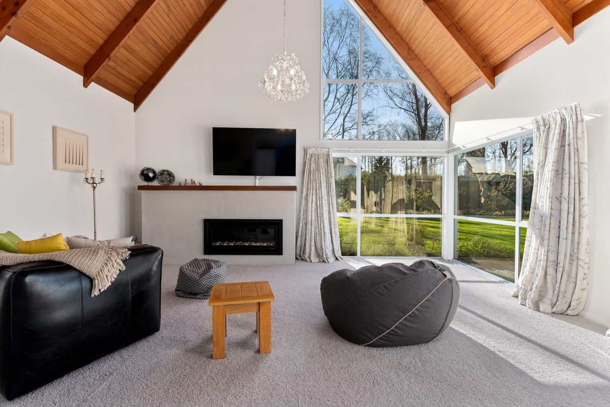 132 Claridges Road, Casebrook, Christchurch - Carousel 2