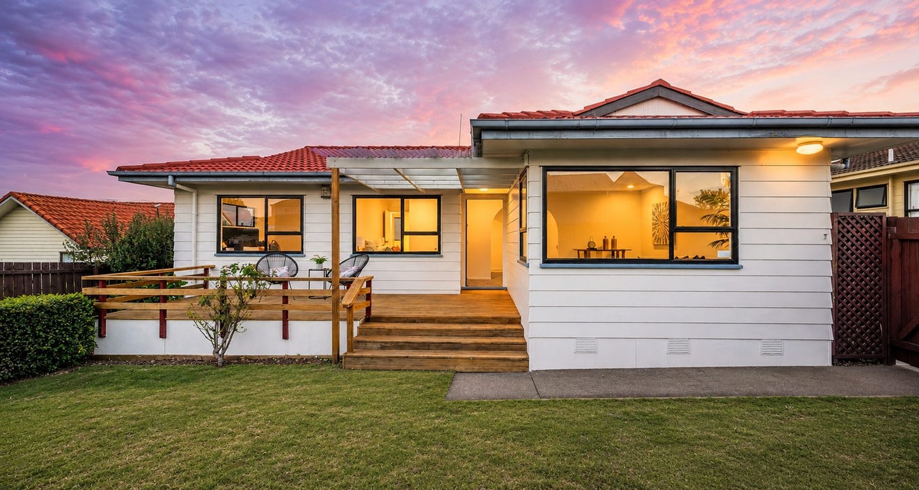1/6 James Walter Place, Mount Wellington, Auckland - Carousel 1