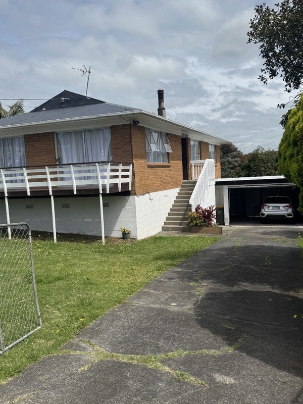 59 Lincoln Park Avenue, Massey, Auckland - Carousel 18