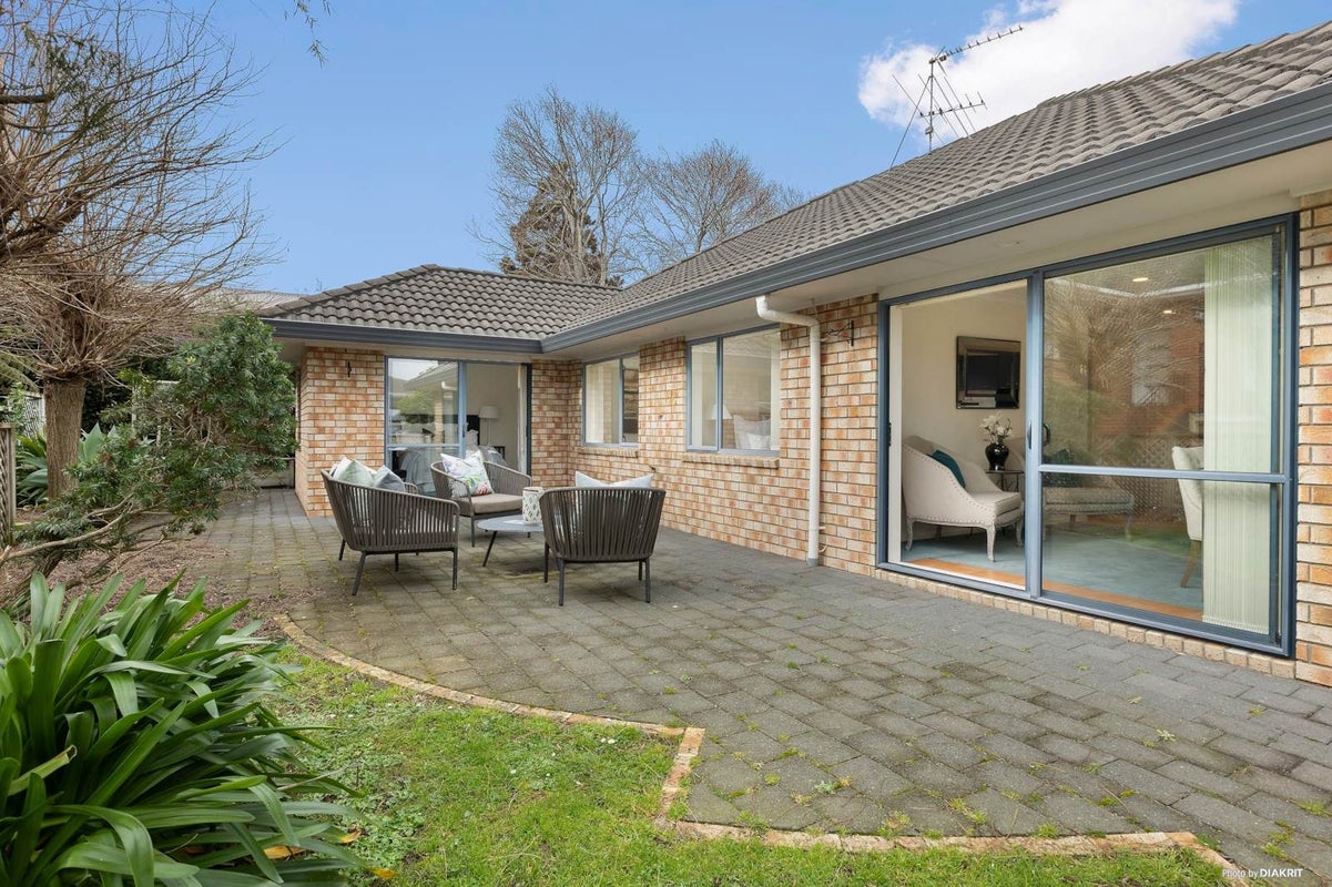 47A Rodney Street, Howick, Auckland - Carousel 2