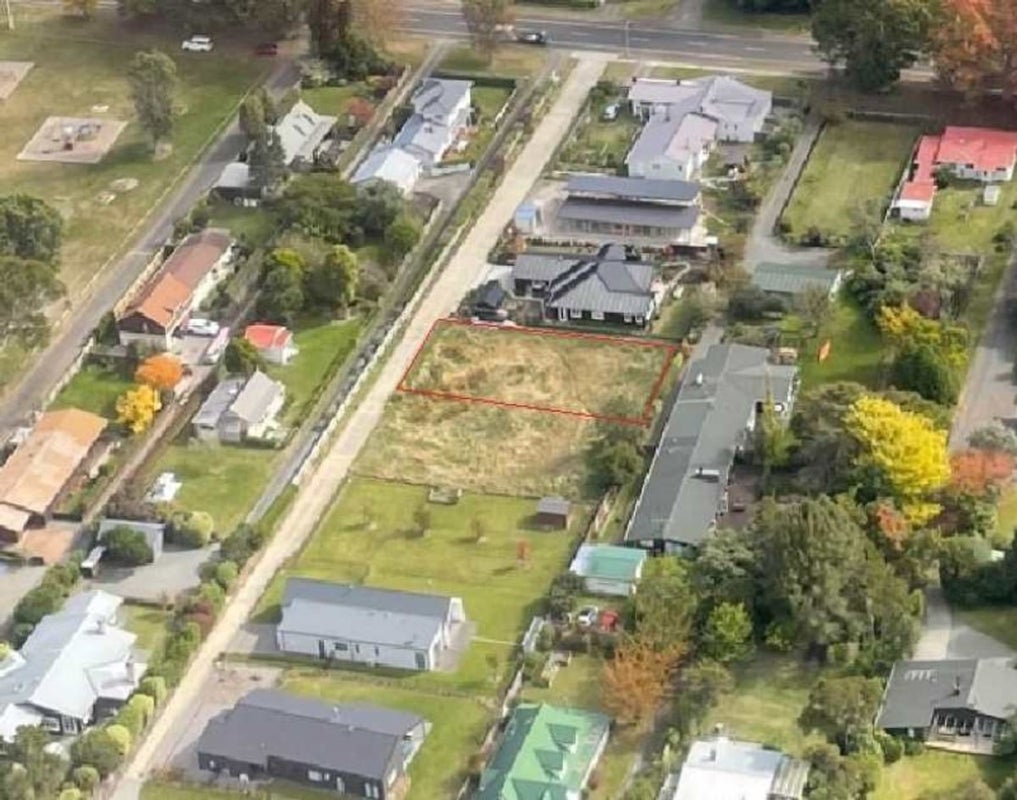 5 Elder Lane, Taupo - Carousel 1