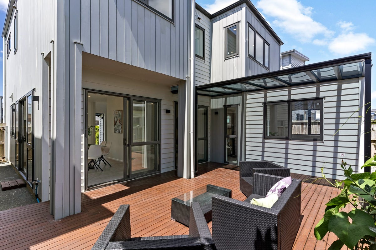 28 Lockheed Street, Hobsonville, Auckland - Carousel 2