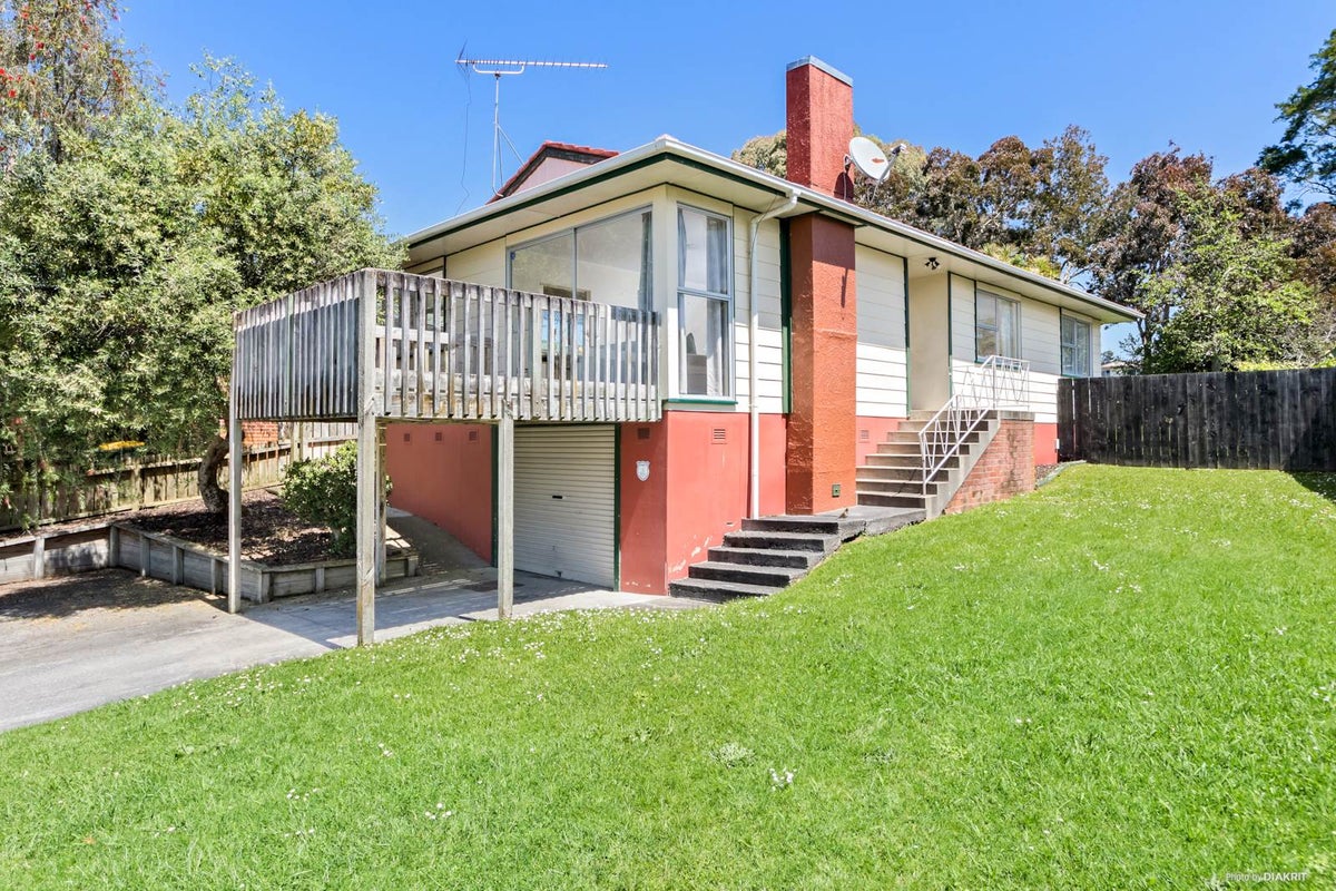 43 Felgrove Street, Glendene, Auckland - Carousel 1