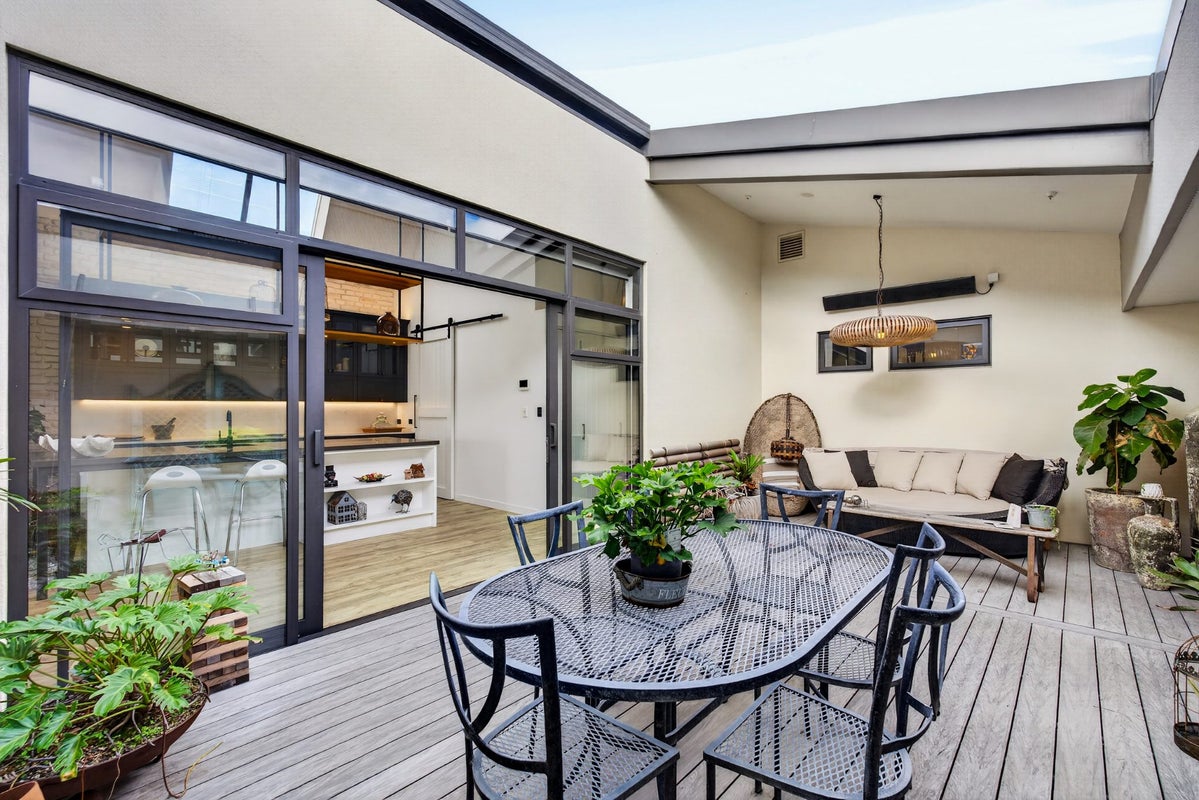 1/3 Mahia Street, Ahuriri, Napier - Carousel 2