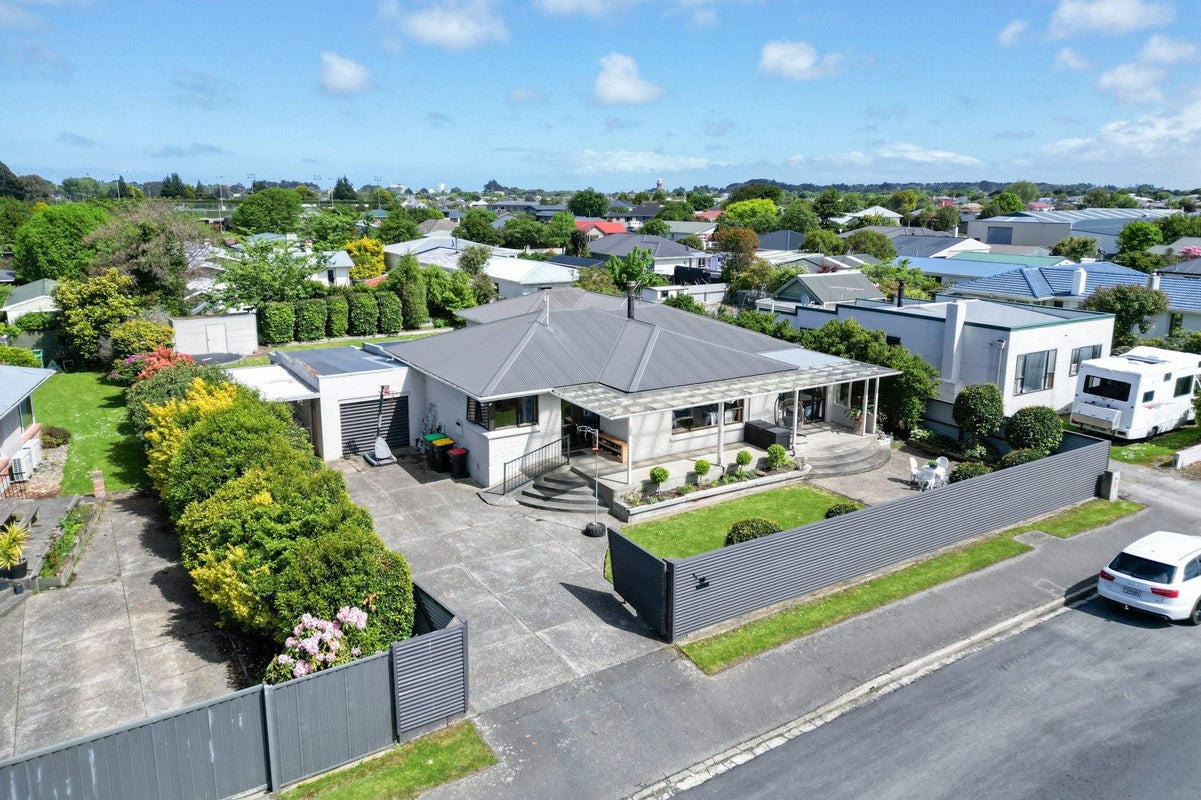 65 Inglewood Road, Hawthorndale, Invercargill - Carousel 2