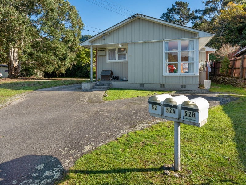 52 Pinehaven Road, Pinehaven, Upper Hutt - Carousel 2