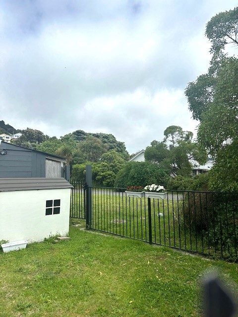 21 Endeavour Street, Lyall Bay, Wellington - Carousel 10