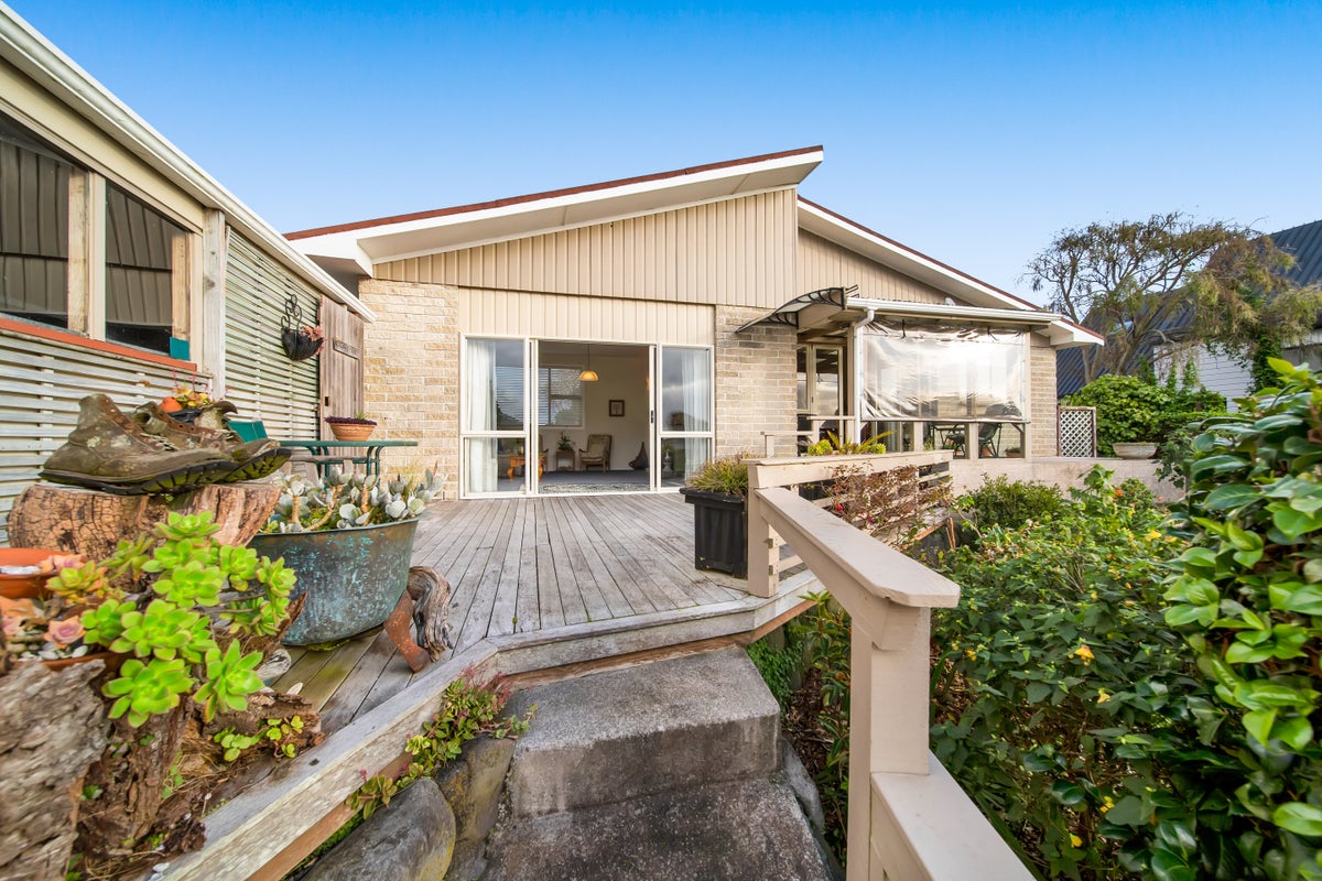 3 Murdoch Street, Hawera - Carousel 2