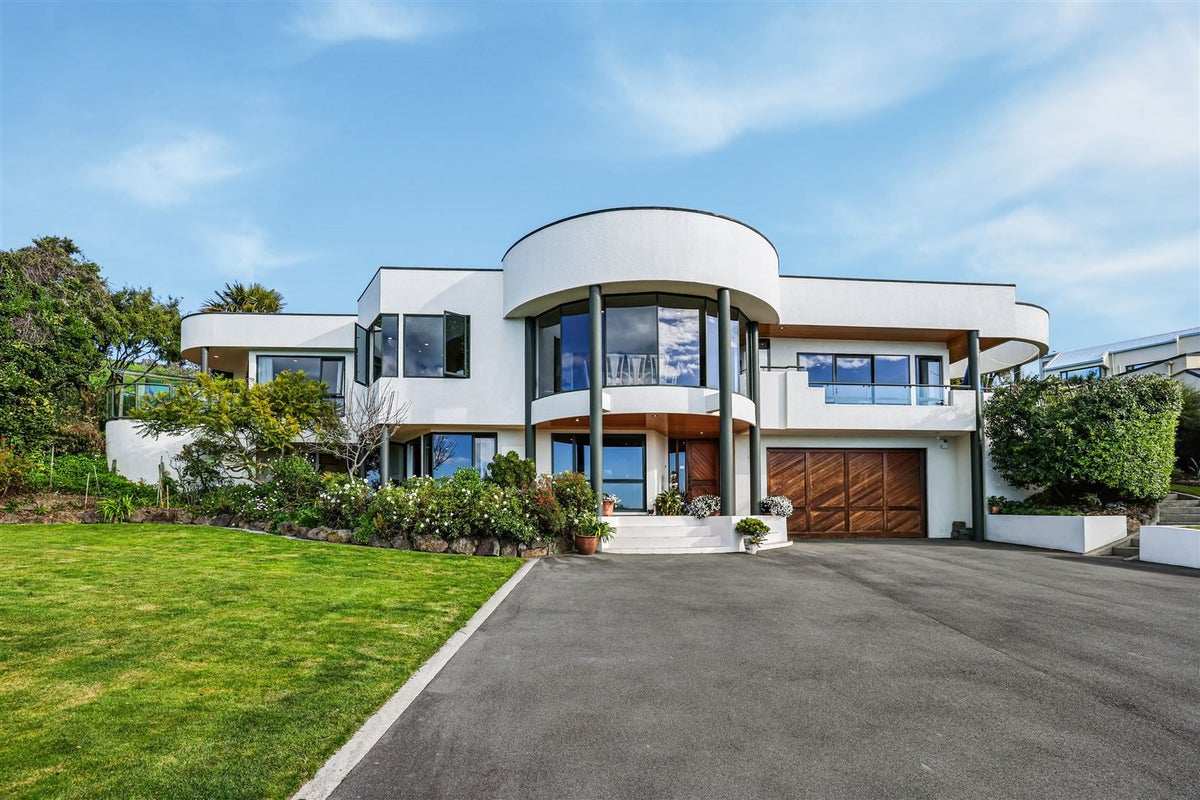 139 Moncks Spur Road, Redcliffs, Christchurch - Carousel 2